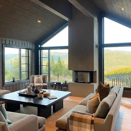 Adventure And Relaxation In Tatil Evi Voss